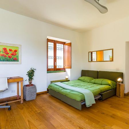 Kamyhouse Una Tranquilla Struttura Nel Verde Villa Naples Exterior photo