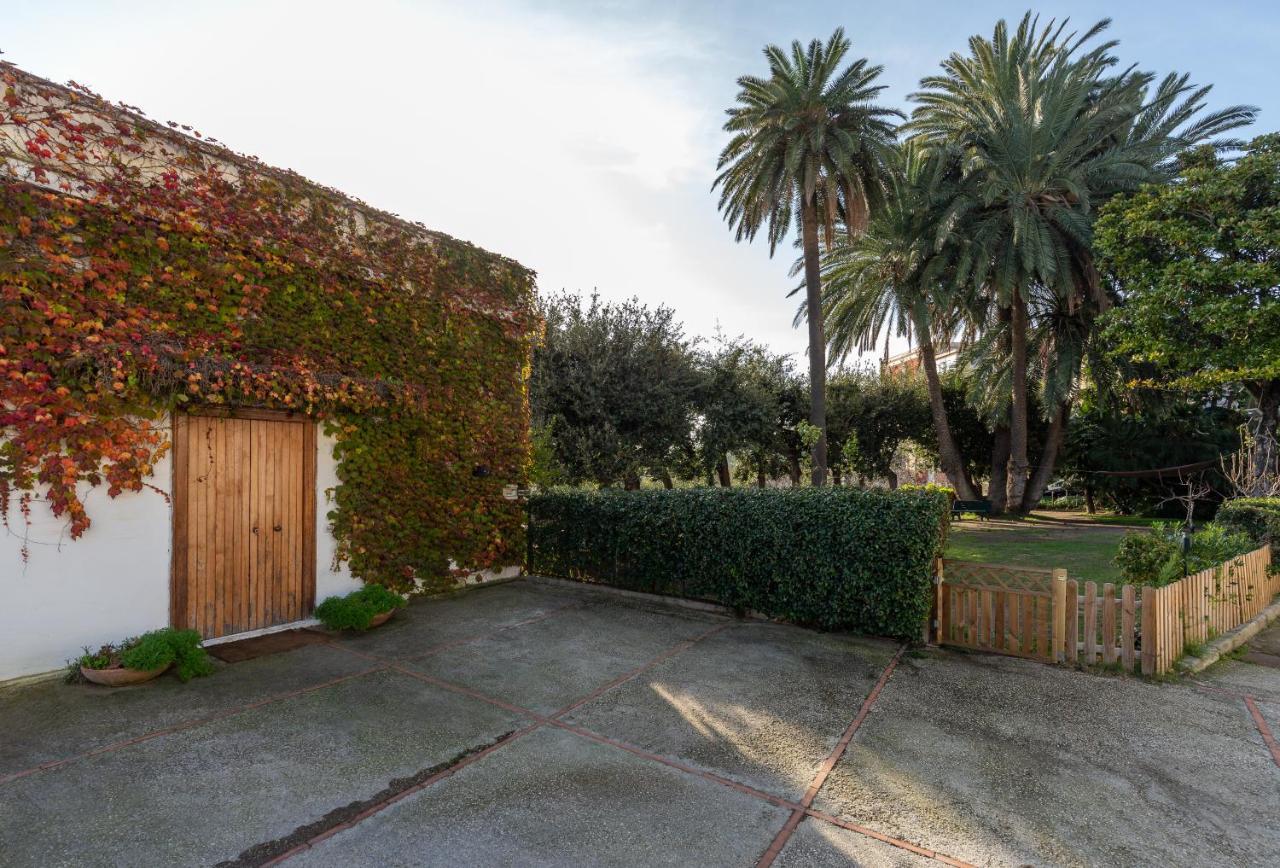 Kamyhouse Una Tranquilla Struttura Nel Verde Villa Naples Exterior photo